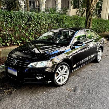 VOLKSWAGEN JETTA 2.0 TSI HIGHLINE 211CV GASOLINA 4P TIPTRONIC